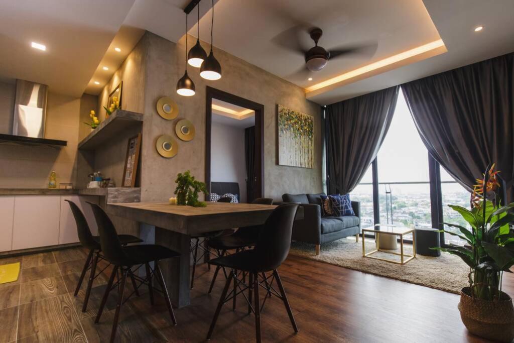 Jazz Suites 1 Vivacity Kuching Ngoại thất bức ảnh