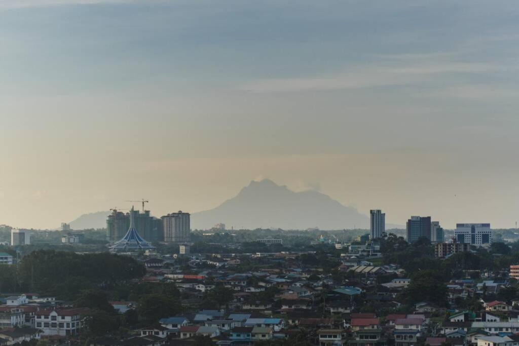 Jazz Suites 1 Vivacity Kuching Ngoại thất bức ảnh